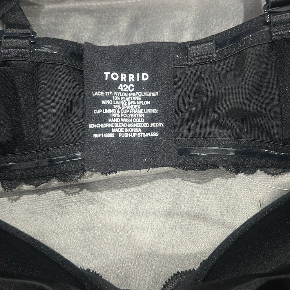 Torrid Black Lace Bra - Picture 2 of 2